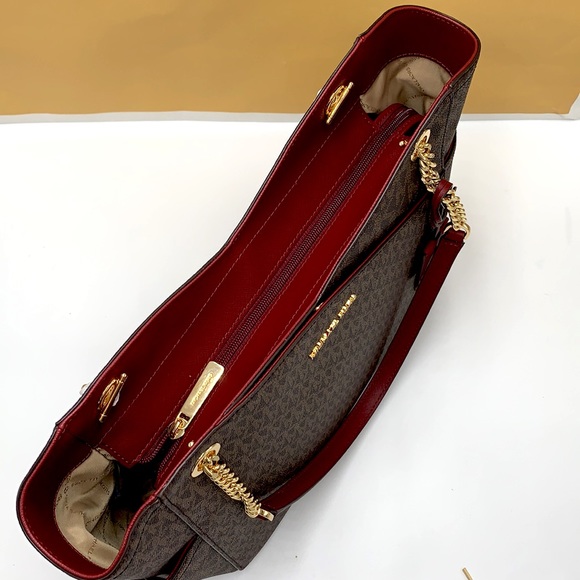 MICHAEL KORS
Jet Set Large XChain Logo Shoulder Tote Bag DARK CHERRY COLOR - Picture 11 of 16